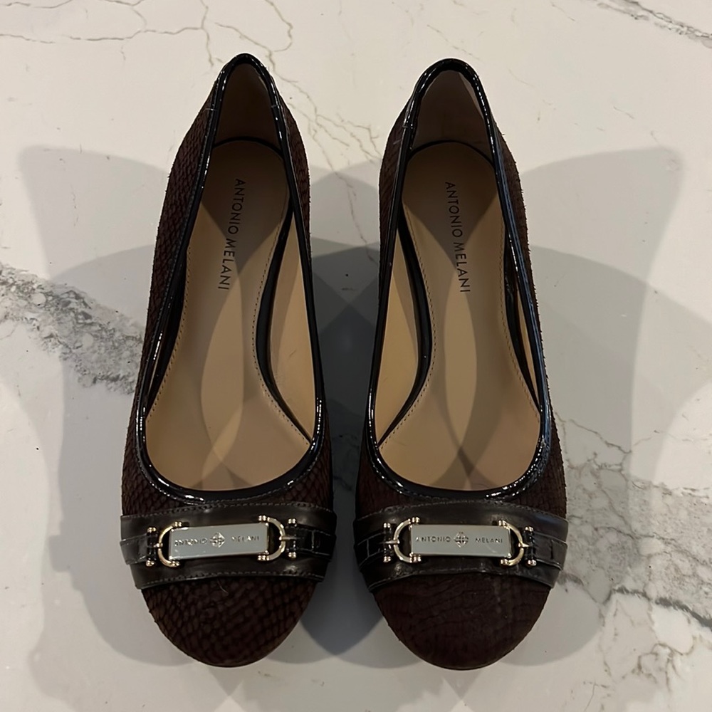 Women’s shoes